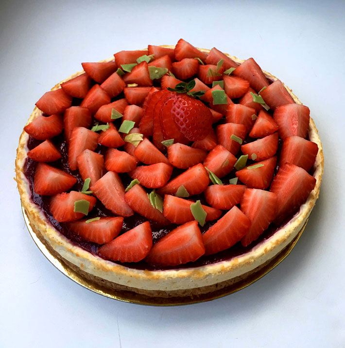 TARTA DE QUESO CON FRESAS SIN AZÚCAR